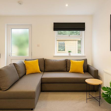 6 Person Apartment In City Centre Cardiff Exterior foto