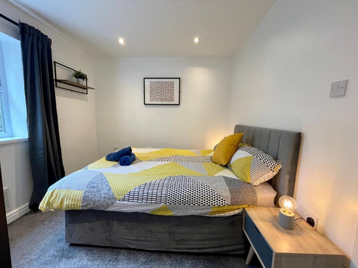 6 Person Apartment In City Centre Cardiff Exterior foto